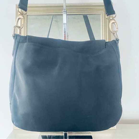 KARL LAGERFELD BLACK CROSSBODY SHOULDER BAG INVISIBLE MAGNETIC CLOSURE WOMEN BAG - Picture 5 of 15